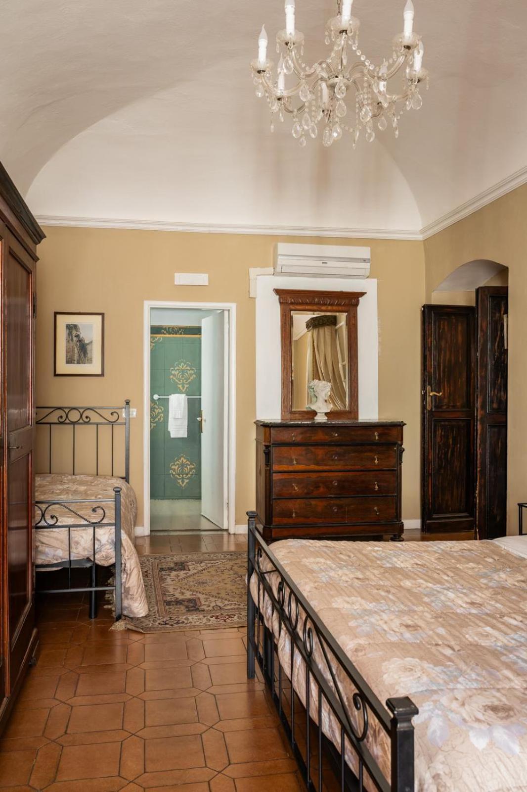 La Foresteria Di Palazzo Picedi Benettini Sarzana Eksteriør billede